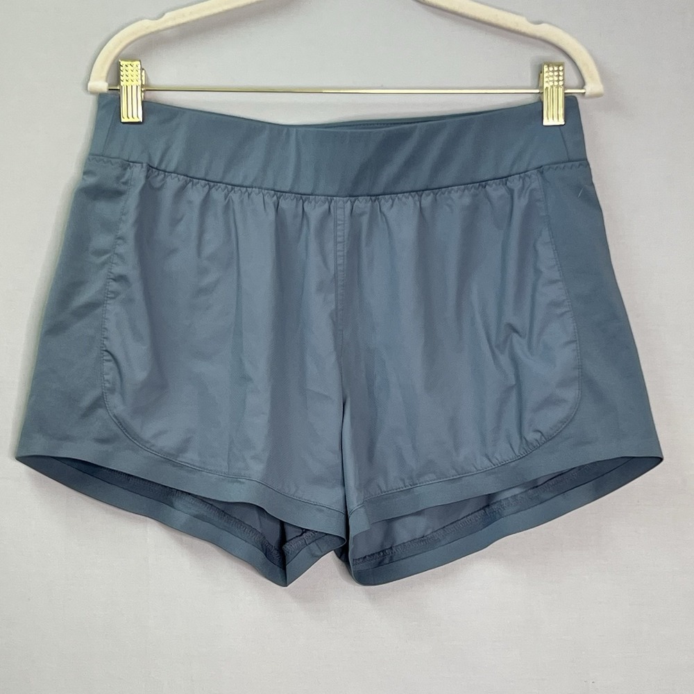 Athleta Go The Distance Shorts Gray Elastic Waist‎ Zip Pocket Stretch Sz M 7"